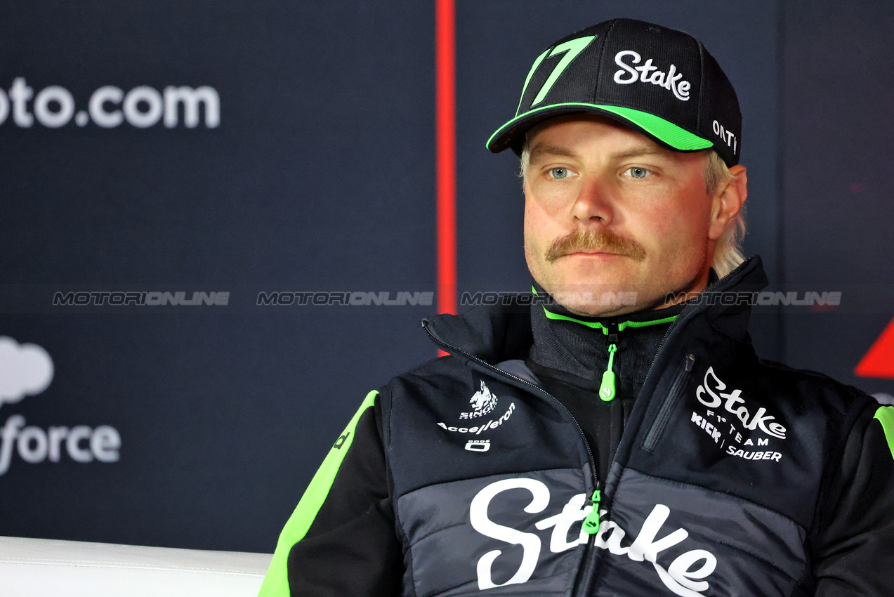 GP LAS VEGAS, Valtteri Bottas (FIN) Sauber in the FIA Press Conference.

20.11.2024. Formula 1 World Championship, Rd 22, Las Vegas Grand Prix, Las Vegas, Nevada, USA, Preparation Day.

- www.xpbimages.com, EMail: requests@xpbimages.com © Copyright: Batchelor / XPB Images