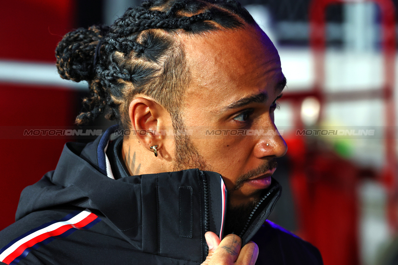 GP LAS VEGAS, Lewis Hamilton (GBR) Mercedes AMG F1.

20.11.2024. Formula 1 World Championship, Rd 22, Las Vegas Grand Prix, Las Vegas, Nevada, USA, Preparation Day.

 - www.xpbimages.com, EMail: requests@xpbimages.com © Copyright: Coates / XPB Images