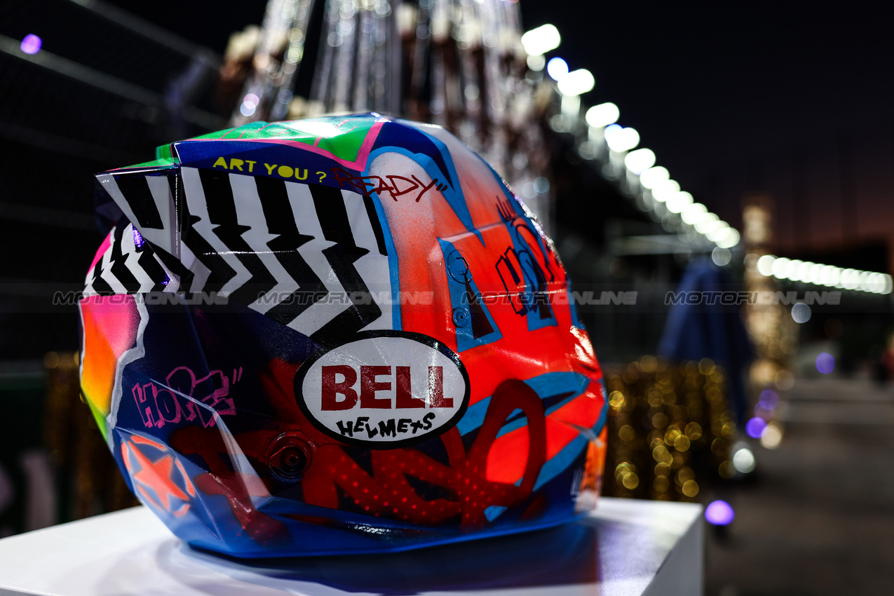 GP LAS VEGAS, Bell helmet, Richard Orlinski art edition
20.11.2024. Formula 1 World Championship, Rd 22, Las Vegas Grand Prix, Las Vegas, Nevada, USA, Preparation Day.
- www.xpbimages.com, EMail: requests@xpbimages.com © Copyright: Charniaux / XPB Images