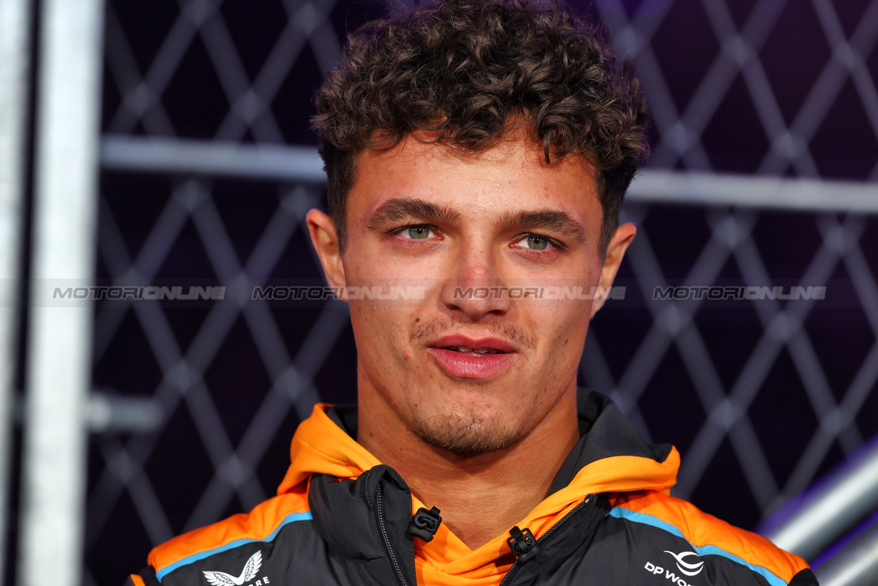 GP LAS VEGAS, Lando Norris (GBR) McLaren.

20.11.2024. Formula 1 World Championship, Rd 22, Las Vegas Grand Prix, Las Vegas, Nevada, USA, Preparation Day.

- www.xpbimages.com, EMail: requests@xpbimages.com © Copyright: Batchelor / XPB Images
