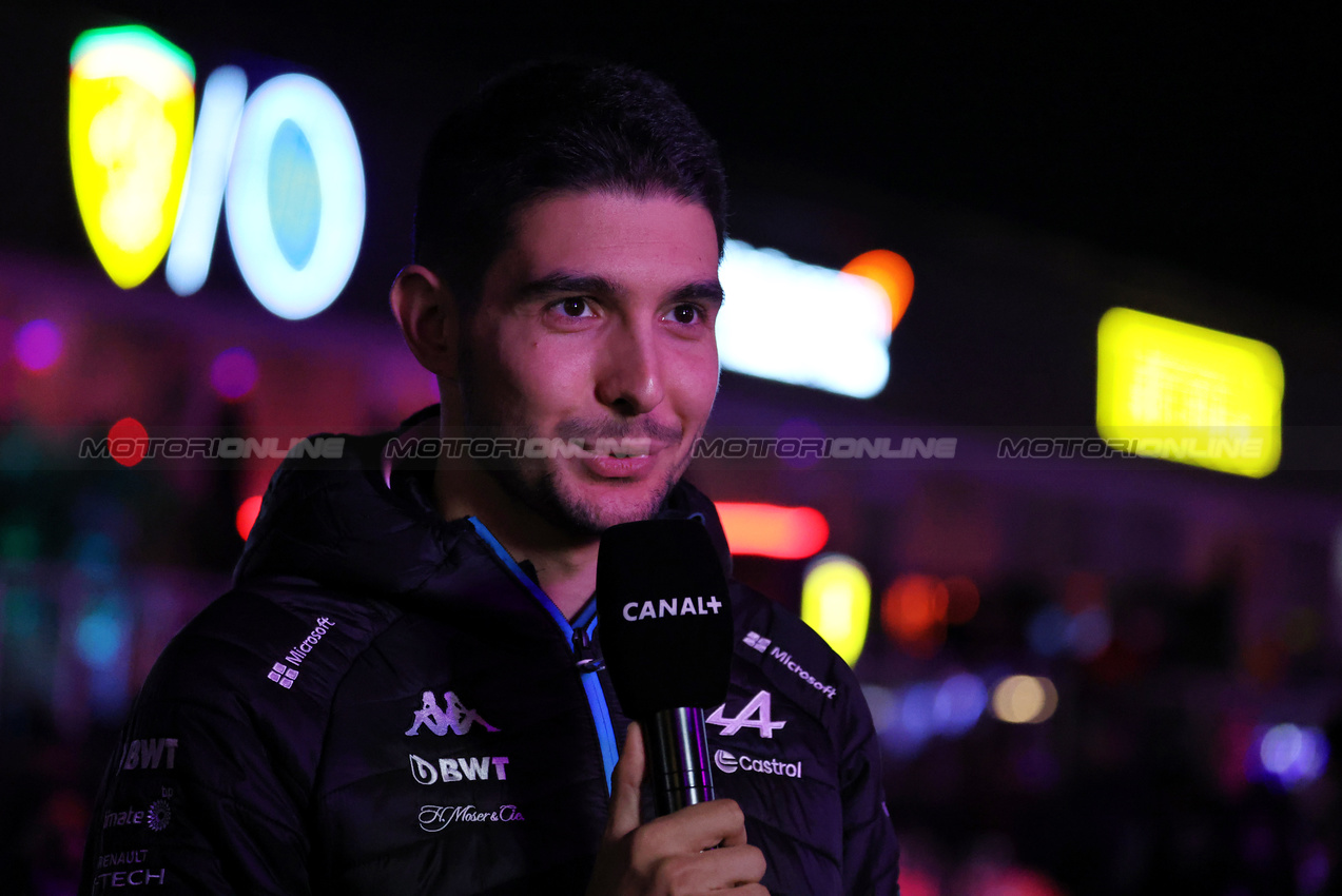 GP LAS VEGAS, Esteban Ocon (FRA) Alpine F1 Team.

20.11.2024. Formula 1 World Championship, Rd 22, Las Vegas Grand Prix, Las Vegas, Nevada, USA, Preparation Day.

- www.xpbimages.com, EMail: requests@xpbimages.com © Copyright: Moy / XPB Images