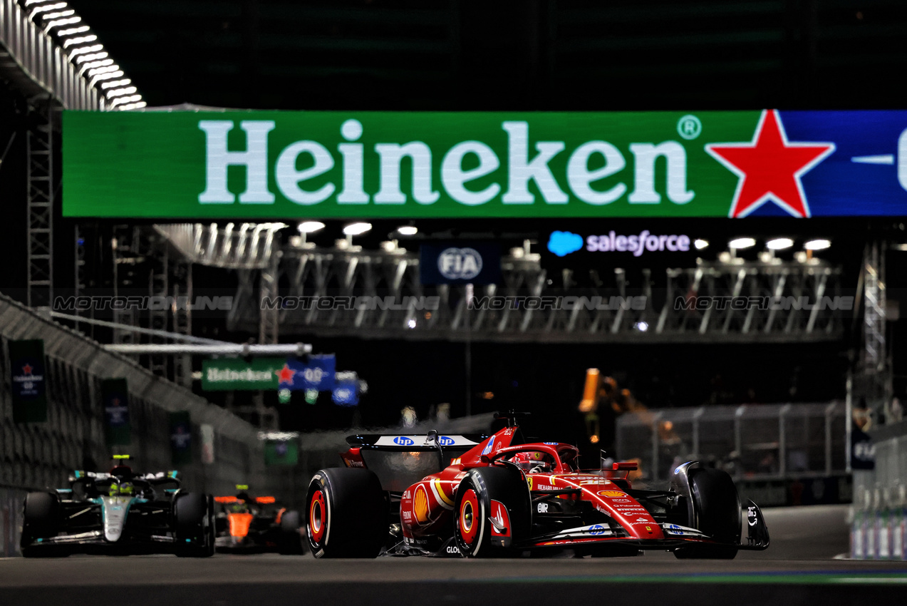 GP LAS VEGAS, Charles Leclerc (MON) Ferrari SF-24.

23.11.2024. Formula 1 World Championship, Rd 22, Las Vegas Grand Prix, Las Vegas, Nevada, USA, Gara Day.

- www.xpbimages.com, EMail: requests@xpbimages.com © Copyright: Charniaux / XPB Images