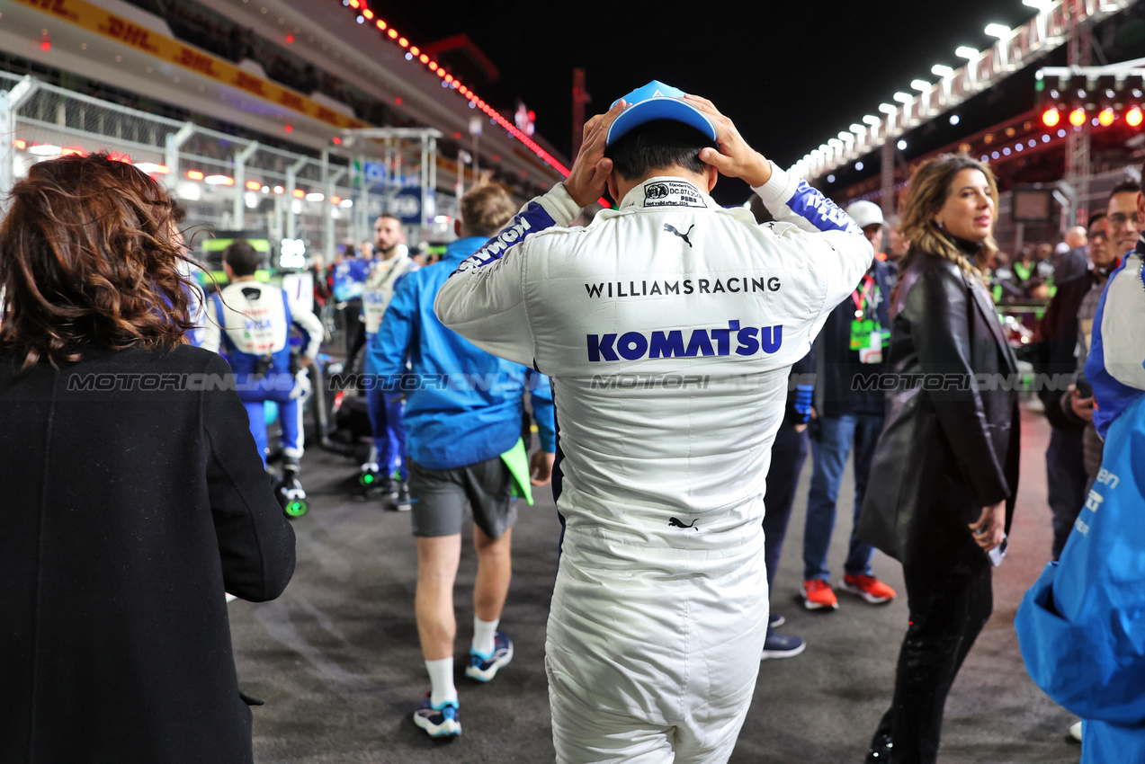 GP LAS VEGAS, Alexander Albon (THA) Williams Racing on the grid.

23.11.2024. Formula 1 World Championship, Rd 22, Las Vegas Grand Prix, Las Vegas, Nevada, USA, Gara Day.

- www.xpbimages.com, EMail: requests@xpbimages.com © Copyright: Bearne / XPB Images