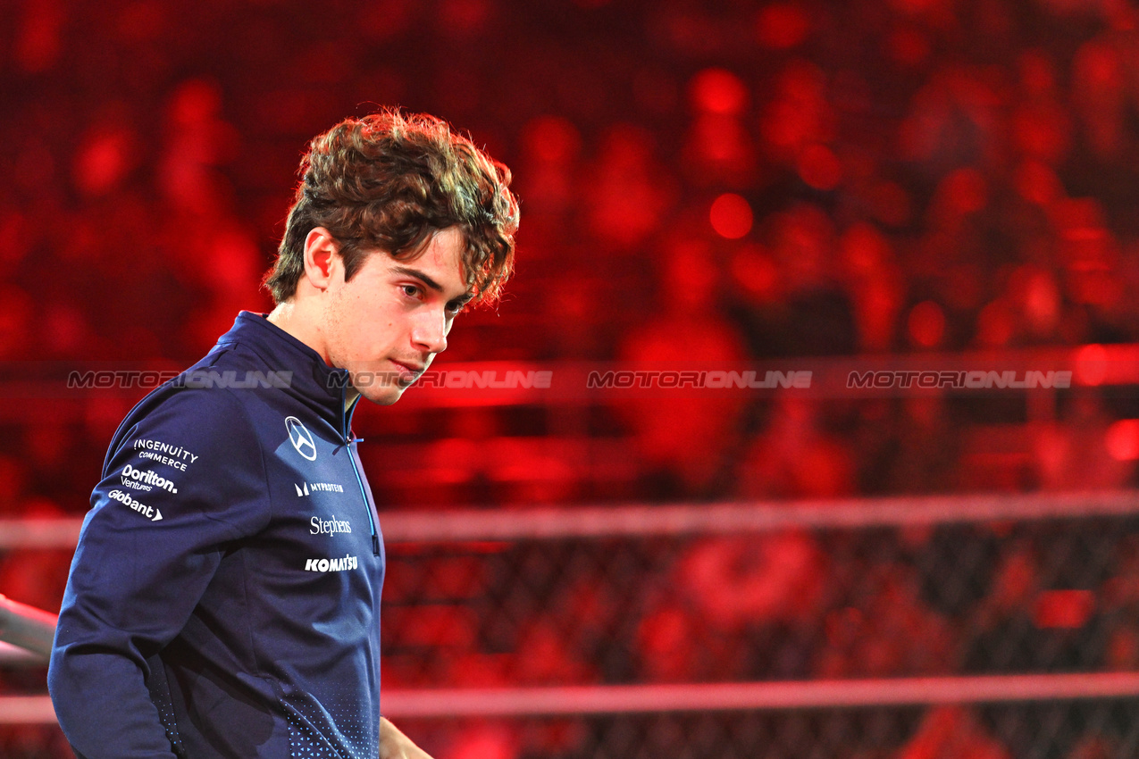 GP LAS VEGAS, Franco Colapinto (ARG) Williams Racing on the drivers' parade.

23.11.2024. Formula 1 World Championship, Rd 22, Las Vegas Grand Prix, Las Vegas, Nevada, USA, Gara Day.

- www.xpbimages.com, EMail: requests@xpbimages.com © Copyright: Price / XPB Images