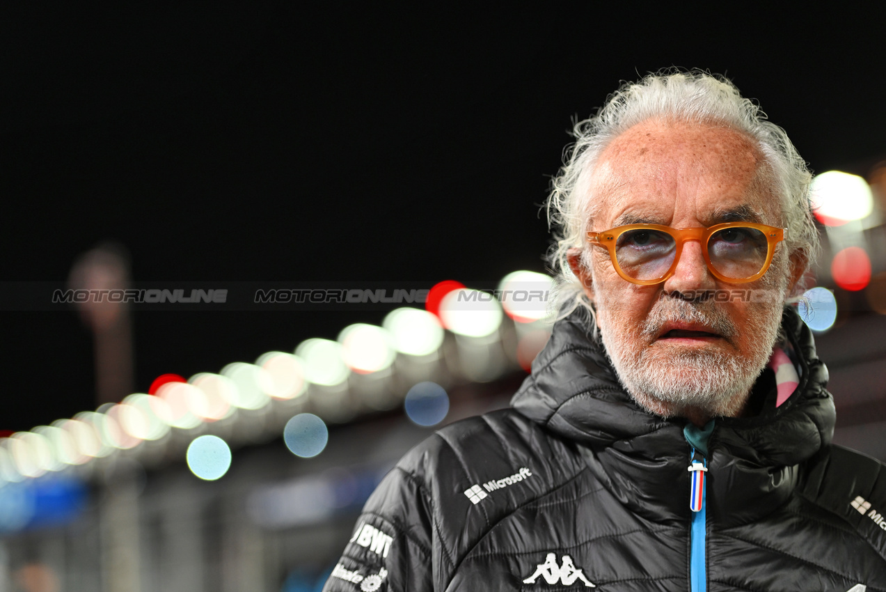 GP LAS VEGAS, Flavio Briatore (ITA) Alpine F1 Team Executive Advisor.

23.11.2024. Formula 1 World Championship, Rd 22, Las Vegas Grand Prix, Las Vegas, Nevada, USA, Gara Day.

- www.xpbimages.com, EMail: requests@xpbimages.com © Copyright: Price / XPB Images