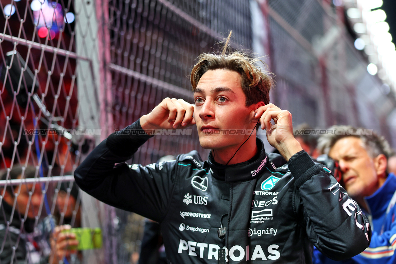 GP LAS VEGAS, George Russell (GBR) Mercedes AMG F1 on the grid.

23.11.2024. Formula 1 World Championship, Rd 22, Las Vegas Grand Prix, Las Vegas, Nevada, USA, Gara Day.

- www.xpbimages.com, EMail: requests@xpbimages.com © Copyright: Charniaux / XPB Images