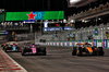 GP LAS VEGAS, Lando Norris (GBR) McLaren MCL38 e Pierre Gasly (FRA) Alpine F1 Team A524 battle for position.

23.11.2024. Formula 1 World Championship, Rd 22, Las Vegas Grand Prix, Las Vegas, Nevada, USA, Gara Day.

- www.xpbimages.com, EMail: requests@xpbimages.com © Copyright: Batchelor / XPB Images