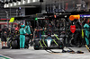 GP LAS VEGAS, George Russell (GBR) Mercedes AMG F1 W15 makes a pit stop.

23.11.2024. Formula 1 World Championship, Rd 22, Las Vegas Grand Prix, Las Vegas, Nevada, USA, Gara Day.

- www.xpbimages.com, EMail: requests@xpbimages.com © Copyright: Batchelor / XPB Images