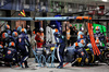 GP LAS VEGAS, Franco Colapinto (ARG) Williams Racing FW46 makes a pit stop.

23.11.2024. Formula 1 World Championship, Rd 22, Las Vegas Grand Prix, Las Vegas, Nevada, USA, Gara Day.

- www.xpbimages.com, EMail: requests@xpbimages.com © Copyright: Batchelor / XPB Images