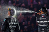 GP LAS VEGAS, (L to R): Gara winner George Russell (GBR) Mercedes AMG F1 celebrates on the podium with second placed team mate Lewis Hamilton (GBR) Mercedes AMG F1.

23.11.2024. Formula 1 World Championship, Rd 22, Las Vegas Grand Prix, Las Vegas, Nevada, USA, Gara Day.

- www.xpbimages.com, EMail: requests@xpbimages.com © Copyright: Charniaux / XPB Images