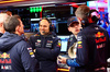 GP LAS VEGAS, Max Verstappen (NLD) Red Bull Racing with Gianpiero Lambiase (ITA) Red Bull Racing Engineer.

23.11.2024. Formula 1 World Championship, Rd 22, Las Vegas Grand Prix, Las Vegas, Nevada, USA, Gara Day.

 - www.xpbimages.com, EMail: requests@xpbimages.com © Copyright: Coates / XPB Images