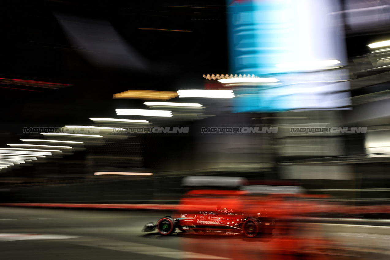GP LAS VEGAS, George Russell (GBR) Mercedes AMG F1 W15.

22.11.2024. Formula 1 World Championship, Rd 22, Las Vegas Grand Prix, Las Vegas, Nevada, USA, Qualifiche Day.

- www.xpbimages.com, EMail: requests@xpbimages.com © Copyright: Charniaux / XPB Images