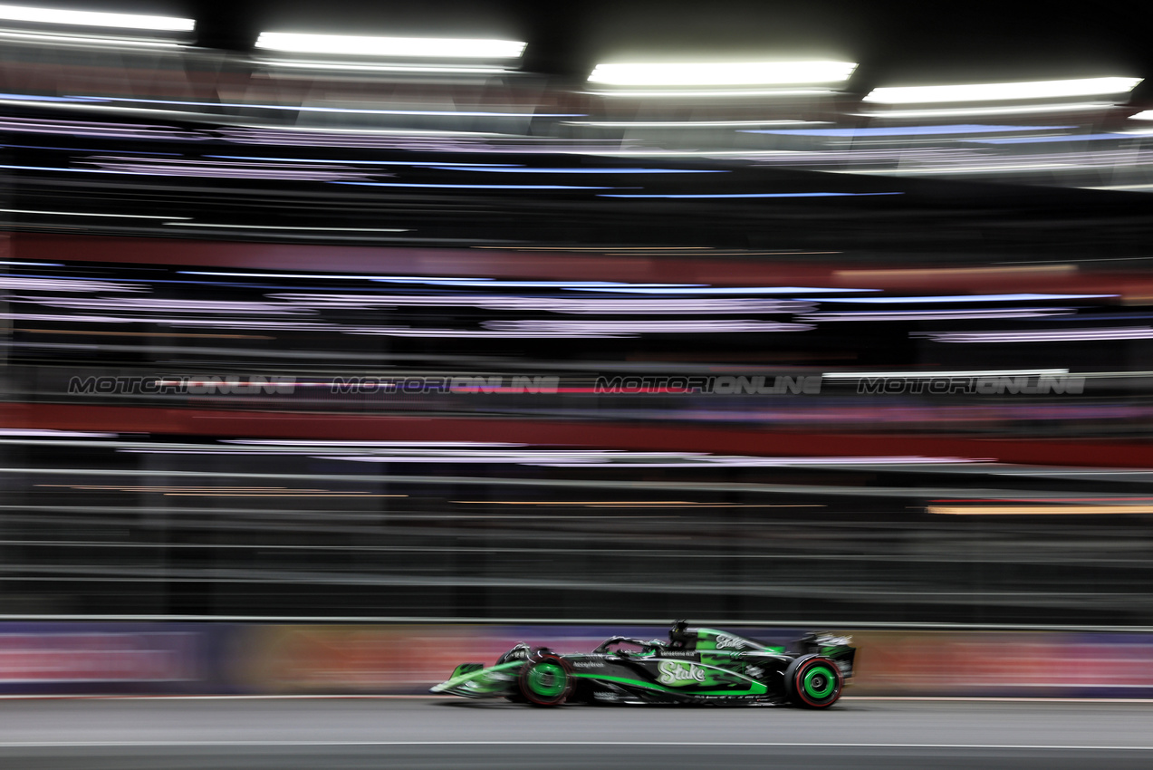 GP LAS VEGAS, Valtteri Bottas (FIN) Sauber C44.

22.11.2024. Formula 1 World Championship, Rd 22, Las Vegas Grand Prix, Las Vegas, Nevada, USA, Qualifiche Day.

- www.xpbimages.com, EMail: requests@xpbimages.com © Copyright: Bearne / XPB Images