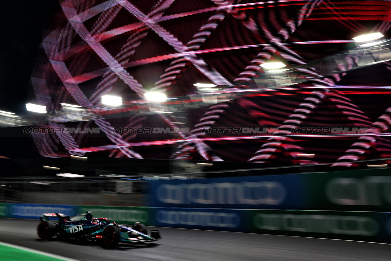GP LAS VEGAS, Liam Lawson (NZL) RB VCARB 01.

22.11.2024. Formula 1 World Championship, Rd 22, Las Vegas Grand Prix, Las Vegas, Nevada, USA, Qualifiche Day.

 - www.xpbimages.com, EMail: requests@xpbimages.com © Copyright: Coates / XPB Images