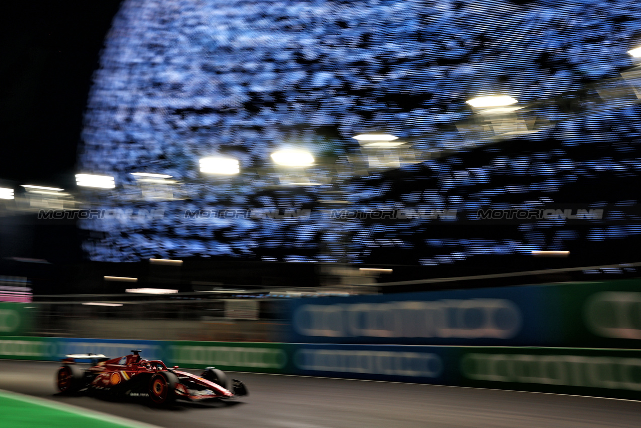 GP LAS VEGAS, Charles Leclerc (MON) Ferrari SF-24.

22.11.2024. Formula 1 World Championship, Rd 22, Las Vegas Grand Prix, Las Vegas, Nevada, USA, Qualifiche Day.

 - www.xpbimages.com, EMail: requests@xpbimages.com © Copyright: Coates / XPB Images