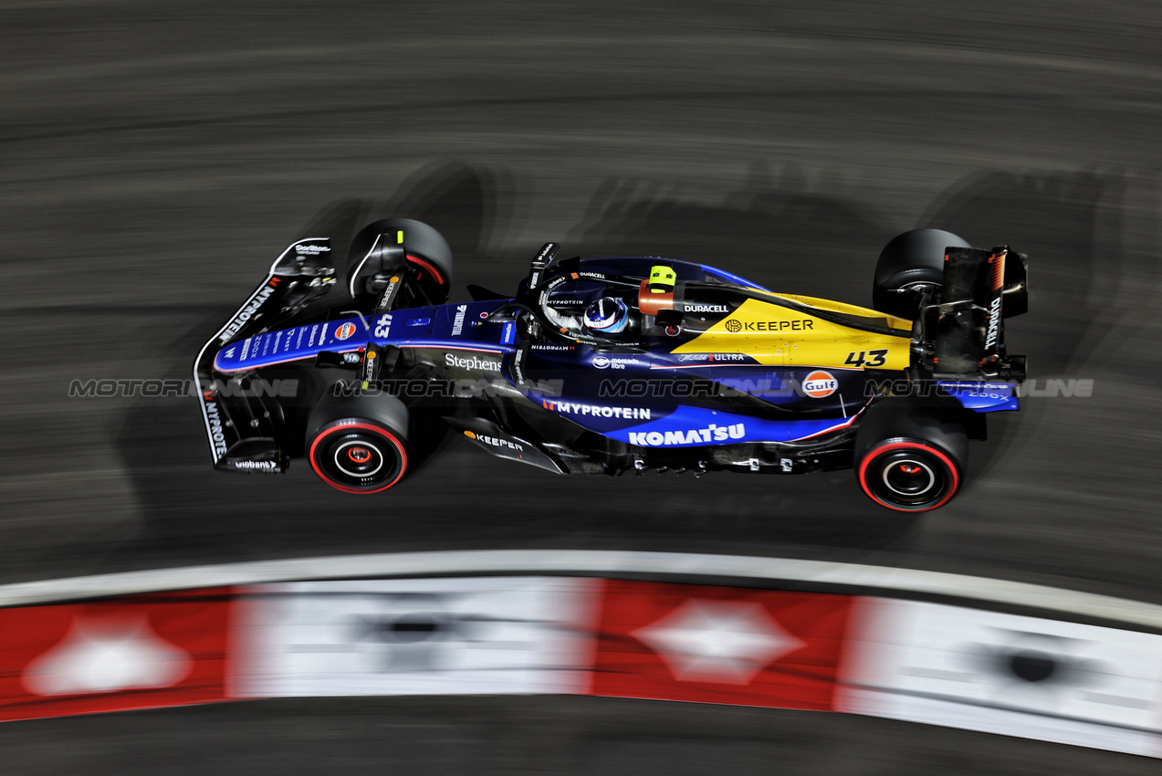 GP LAS VEGAS, Franco Colapinto (ARG) Williams Racing FW46.

22.11.2024. Formula 1 World Championship, Rd 22, Las Vegas Grand Prix, Las Vegas, Nevada, USA, Qualifiche Day.

- www.xpbimages.com, EMail: requests@xpbimages.com © Copyright: Bearne / XPB Images