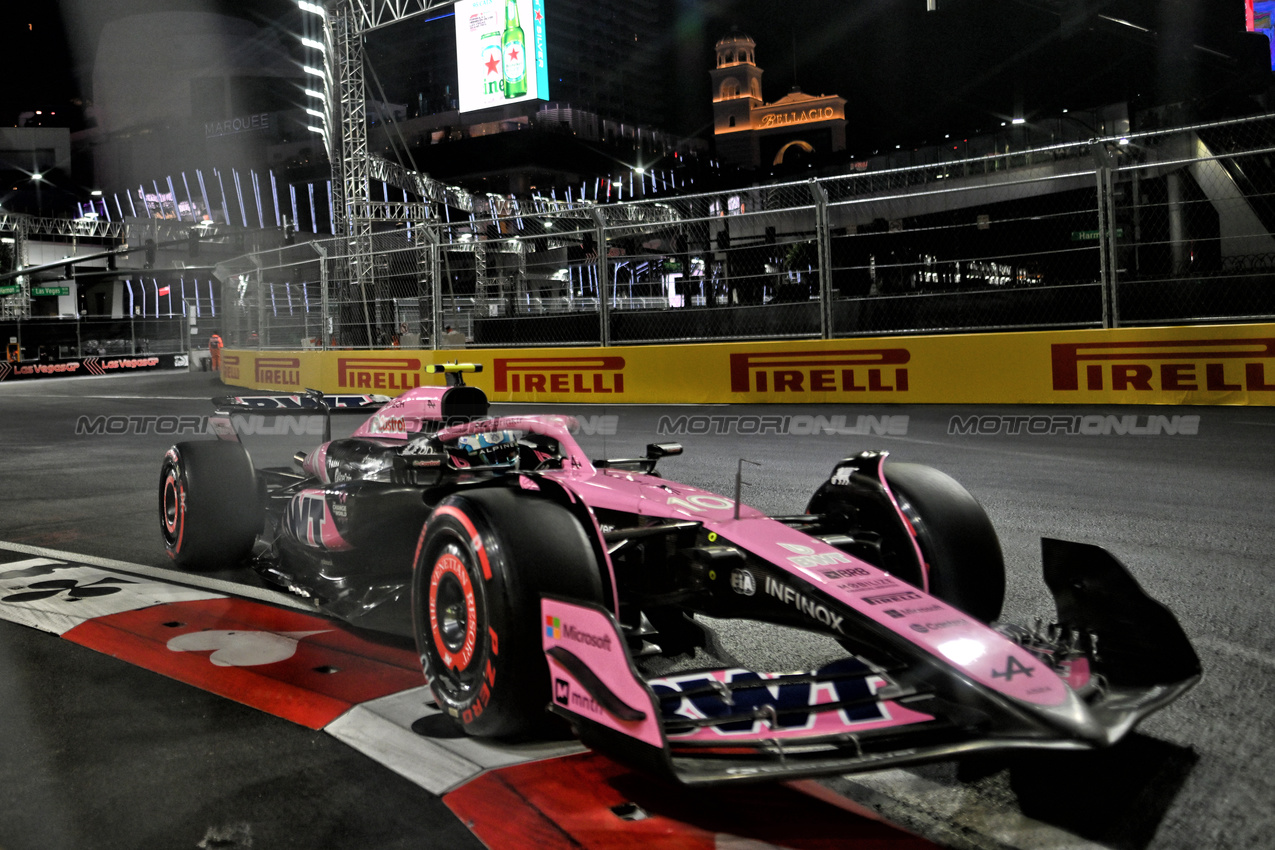 GP LAS VEGAS, Pierre Gasly (FRA) Alpine F1 Team A524.

22.11.2024. Formula 1 World Championship, Rd 22, Las Vegas Grand Prix, Las Vegas, Nevada, USA, Qualifiche Day.

- www.xpbimages.com, EMail: requests@xpbimages.com © Copyright: Price / XPB Images