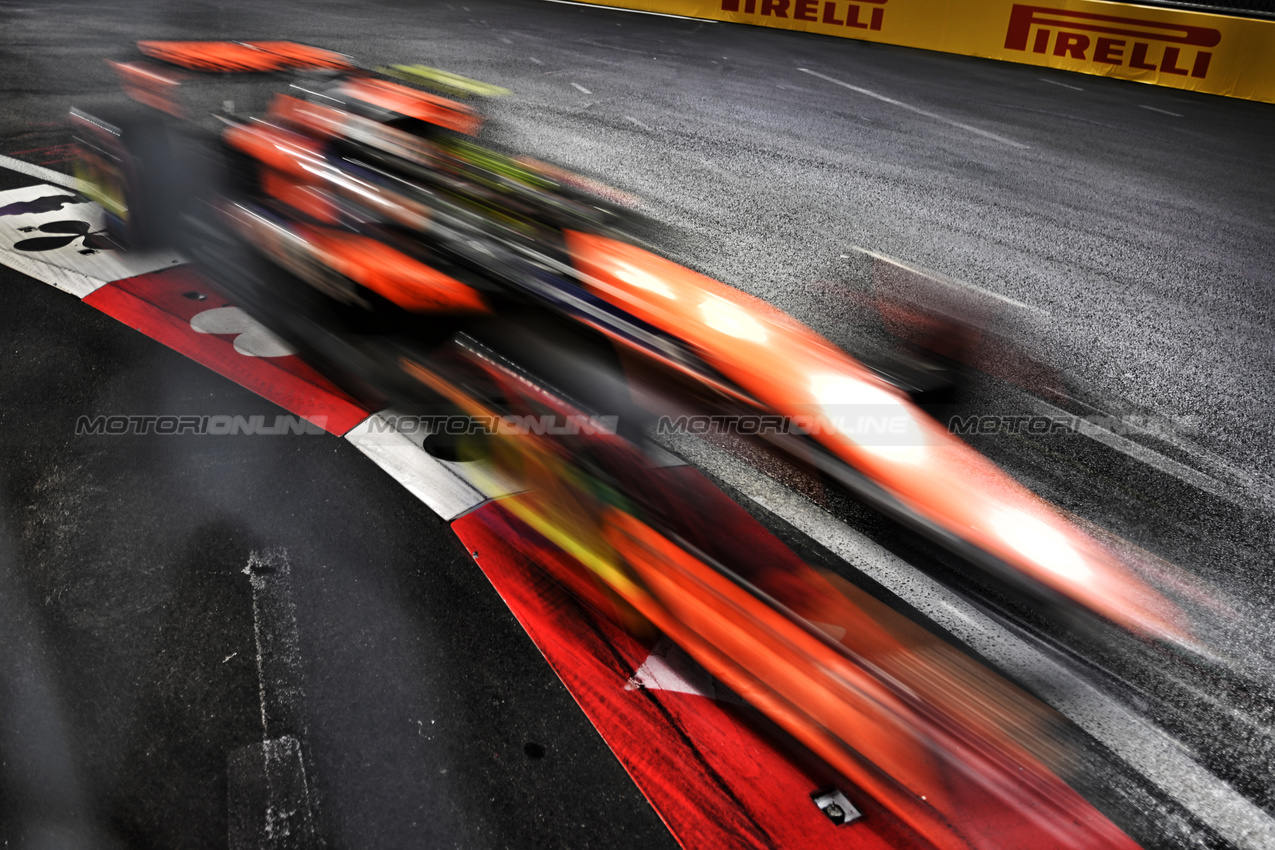 GP LAS VEGAS, Lando Norris (GBR) McLaren MCL38.

22.11.2024. Formula 1 World Championship, Rd 22, Las Vegas Grand Prix, Las Vegas, Nevada, USA, Qualifiche Day.

- www.xpbimages.com, EMail: requests@xpbimages.com © Copyright: Price / XPB Images