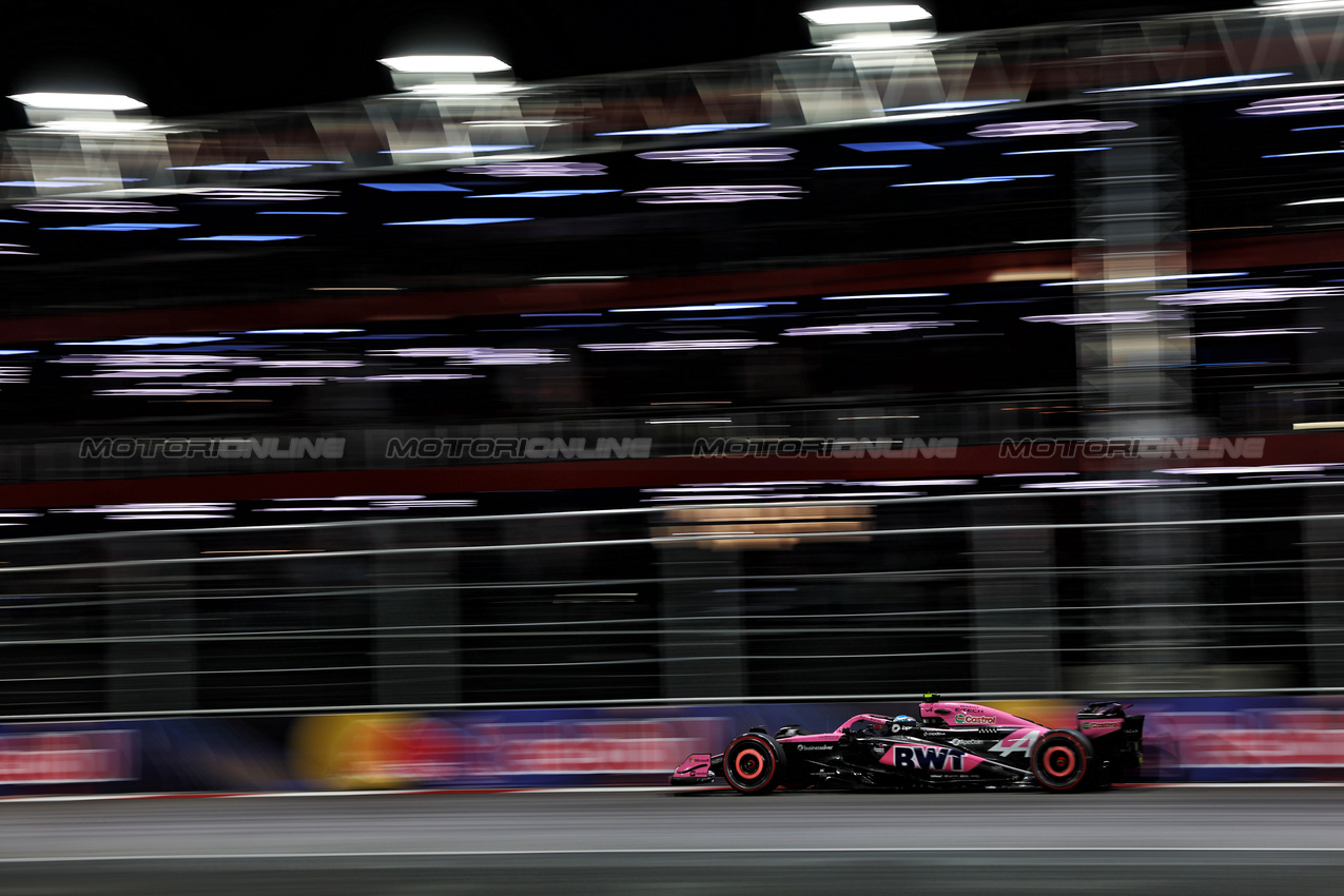 GP LAS VEGAS, Pierre Gasly (FRA) Alpine F1 Team A524.

22.11.2024. Formula 1 World Championship, Rd 22, Las Vegas Grand Prix, Las Vegas, Nevada, USA, Qualifiche Day.

 - www.xpbimages.com, EMail: requests@xpbimages.com © Copyright: Coates / XPB Images