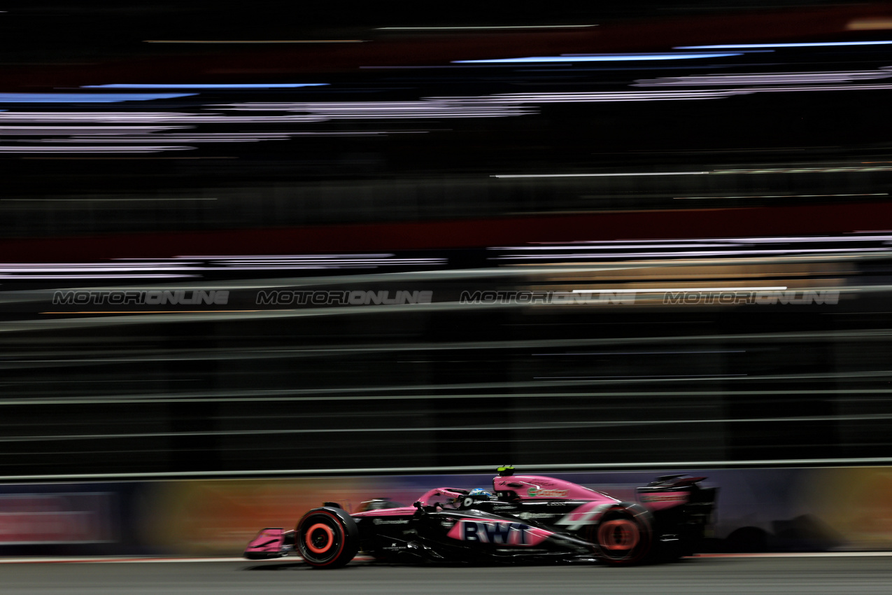 GP LAS VEGAS, Pierre Gasly (FRA) Alpine F1 Team A524.

22.11.2024. Formula 1 World Championship, Rd 22, Las Vegas Grand Prix, Las Vegas, Nevada, USA, Qualifiche Day.

 - www.xpbimages.com, EMail: requests@xpbimages.com © Copyright: Coates / XPB Images