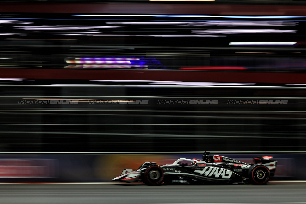 GP LAS VEGAS, Kevin Magnussen (DEN) Haas VF-24.

22.11.2024. Formula 1 World Championship, Rd 22, Las Vegas Grand Prix, Las Vegas, Nevada, USA, Qualifiche Day.

 - www.xpbimages.com, EMail: requests@xpbimages.com © Copyright: Coates / XPB Images