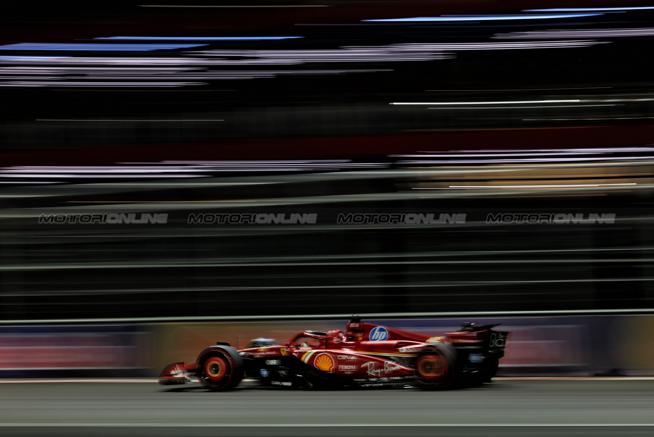 GP LAS VEGAS, Charles Leclerc (MON) Ferrari SF-24.

22.11.2024. Formula 1 World Championship, Rd 22, Las Vegas Grand Prix, Las Vegas, Nevada, USA, Qualifiche Day.

 - www.xpbimages.com, EMail: requests@xpbimages.com © Copyright: Coates / XPB Images
