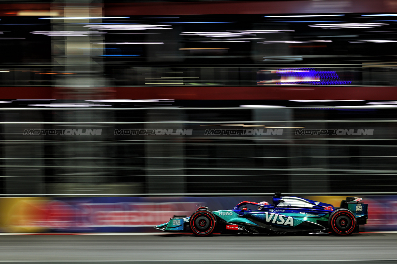 GP LAS VEGAS, Liam Lawson (NZL) RB VCARB 01.

22.11.2024. Formula 1 World Championship, Rd 22, Las Vegas Grand Prix, Las Vegas, Nevada, USA, Qualifiche Day.

 - www.xpbimages.com, EMail: requests@xpbimages.com © Copyright: Coates / XPB Images