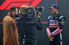 GP LAS VEGAS, Third placed Pierre Gasly (FRA) Alpine F1 Team in qualifying parc ferme with James Hinchcliffe (CDN) F1 Digital Presenter.

22.11.2024. Formula 1 World Championship, Rd 22, Las Vegas Grand Prix, Las Vegas, Nevada, USA, Qualifiche Day.

- www.xpbimages.com, EMail: requests@xpbimages.com © Copyright: Batchelor / XPB Images