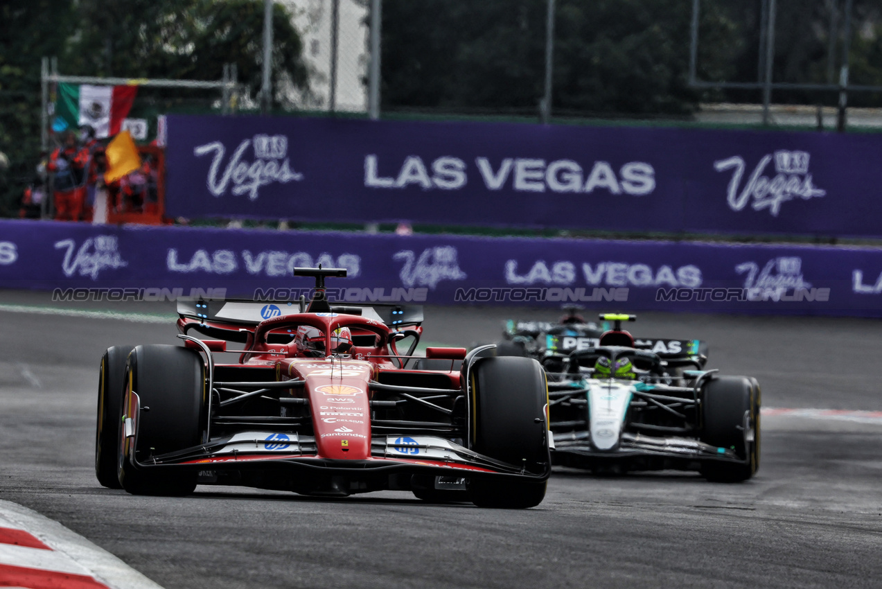 GP MESSICO, Charles Leclerc (MON) Ferrari SF-24.

27.10.2024. Formula 1 World Championship, Rd 20, Mexican Grand Prix, Mexico City, Mexico, Gara Day.

- www.xpbimages.com, EMail: requests@xpbimages.com © Copyright: Charniaux / XPB Images