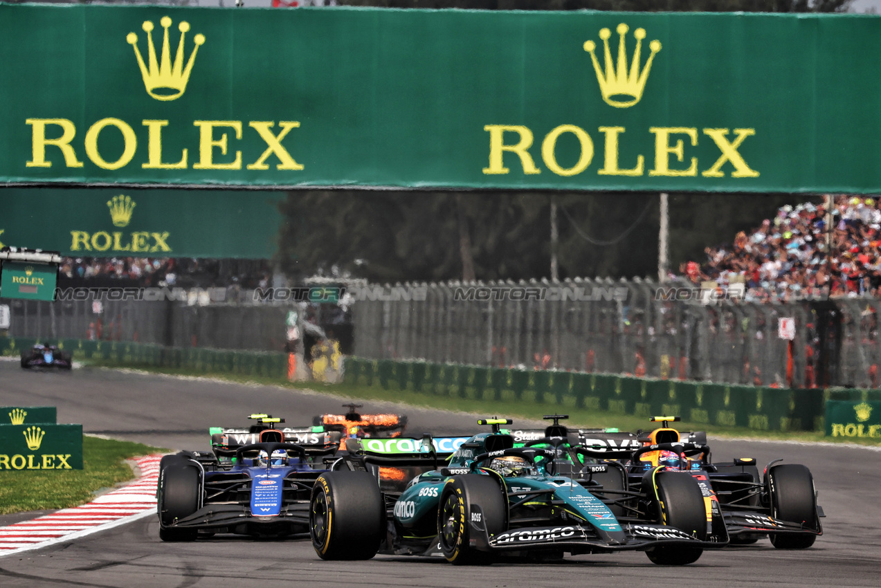 GP MESSICO, Fernando Alonso (ESP) Aston Martin F1 Team AMR24 at the partenza of the race.

27.10.2024. Formula 1 World Championship, Rd 20, Mexican Grand Prix, Mexico City, Mexico, Gara Day.

- www.xpbimages.com, EMail: requests@xpbimages.com © Copyright: Moy / XPB Images