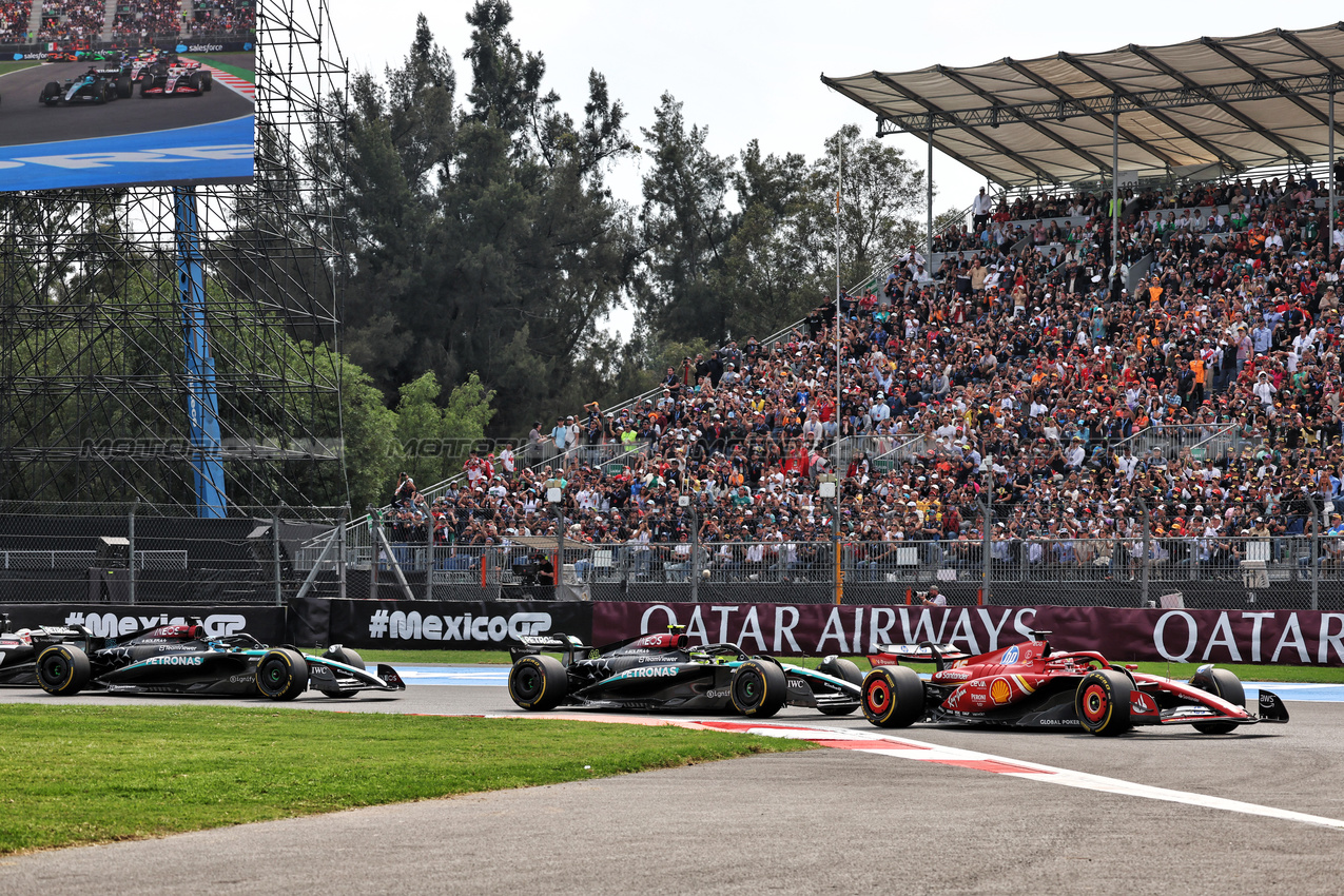 GP MESSICO, Charles Leclerc (MON) Ferrari SF-24 at the partenza of the race.

27.10.2024. Formula 1 World Championship, Rd 20, Mexican Grand Prix, Mexico City, Mexico, Gara Day.

- www.xpbimages.com, EMail: requests@xpbimages.com © Copyright: Moy / XPB Images