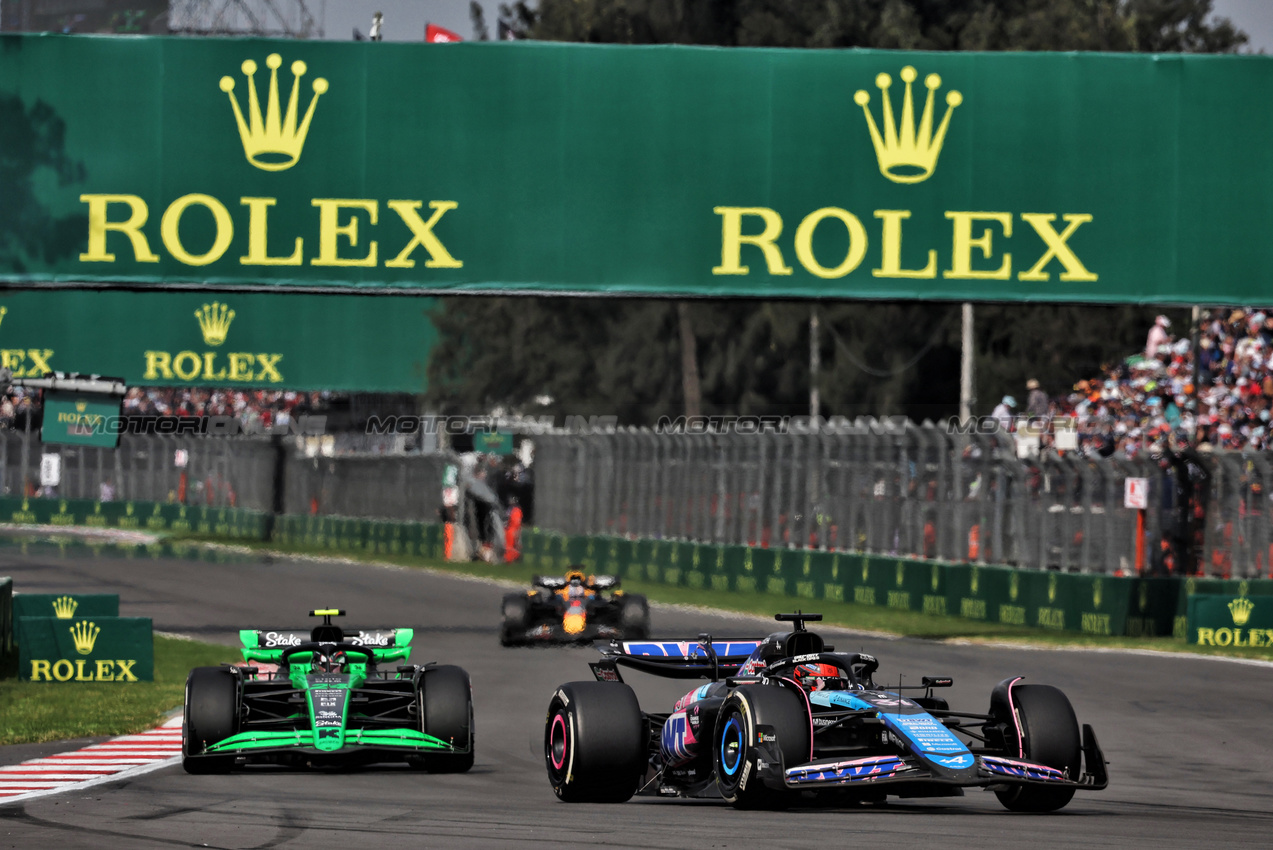 GP MESSICO, Esteban Ocon (FRA) Alpine F1 Team A524.

27.10.2024. Formula 1 World Championship, Rd 20, Mexican Grand Prix, Mexico City, Mexico, Gara Day.

- www.xpbimages.com, EMail: requests@xpbimages.com © Copyright: Moy / XPB Images