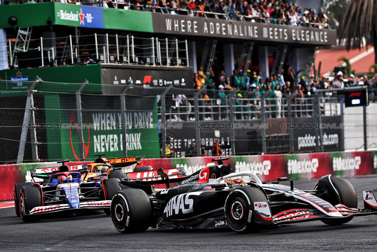 GP MESSICO, Kevin Magnussen (DEN) Haas VF-24.

27.10.2024. Formula 1 World Championship, Rd 20, Mexican Grand Prix, Mexico City, Mexico, Gara Day.

- www.xpbimages.com, EMail: requests@xpbimages.com © Copyright: Batchelor / XPB Images