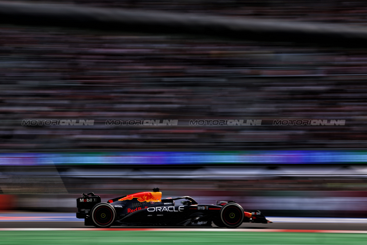 GP MESSICO, Max Verstappen (NLD) Red Bull Racing RB20.

27.10.2024. Formula 1 World Championship, Rd 20, Mexican Grand Prix, Mexico City, Mexico, Gara Day.

- www.xpbimages.com, EMail: requests@xpbimages.com © Copyright: Charniaux / XPB Images