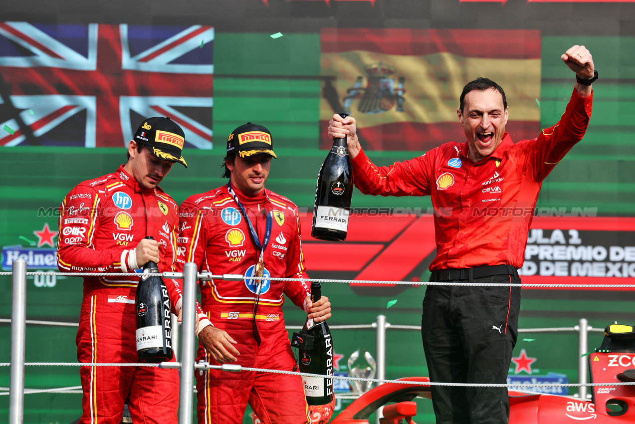 GP MESSICO, The podium (L to R): Charles Leclerc (MON) Ferrari, third; Carlos Sainz Jr (ESP) Ferrari, vincitore; Riccardo Adami (ITA) Ferrari Gara Engineer.

27.10.2024. Formula 1 World Championship, Rd 20, Mexican Grand Prix, Mexico City, Mexico, Gara Day.

- www.xpbimages.com, EMail: requests@xpbimages.com © Copyright: Moy / XPB Images