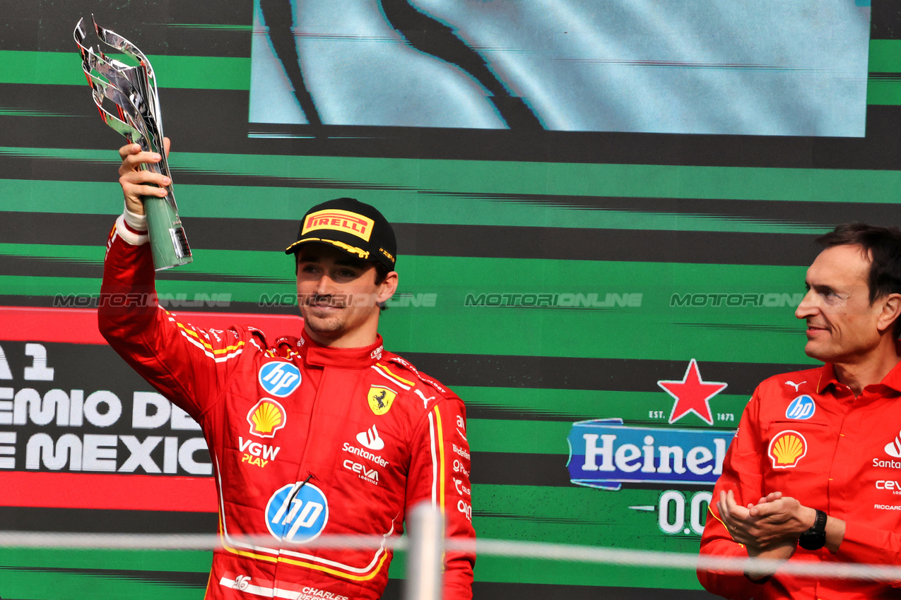 GP MESSICO, Charles Leclerc (MON) Ferrari celebrates his third position on the podium.

27.10.2024. Formula 1 World Championship, Rd 20, Mexican Grand Prix, Mexico City, Mexico, Gara Day.

- www.xpbimages.com, EMail: requests@xpbimages.com © Copyright: Bearne / XPB Images