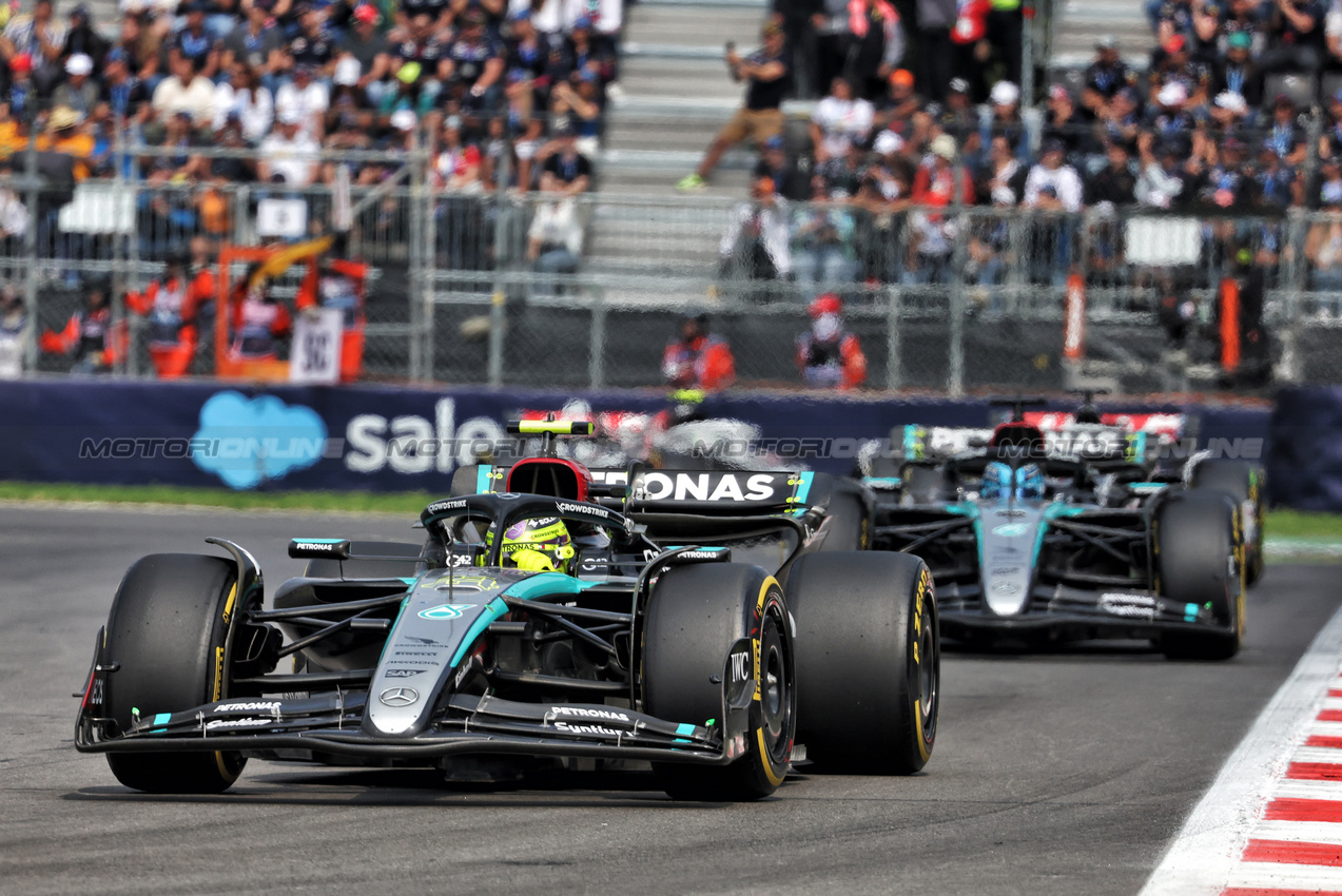 GP MESSICO, Lewis Hamilton (GBR) Mercedes AMG F1 W15.

27.10.2024. Formula 1 World Championship, Rd 20, Mexican Grand Prix, Mexico City, Mexico, Gara Day.

- www.xpbimages.com, EMail: requests@xpbimages.com © Copyright: Bearne / XPB Images