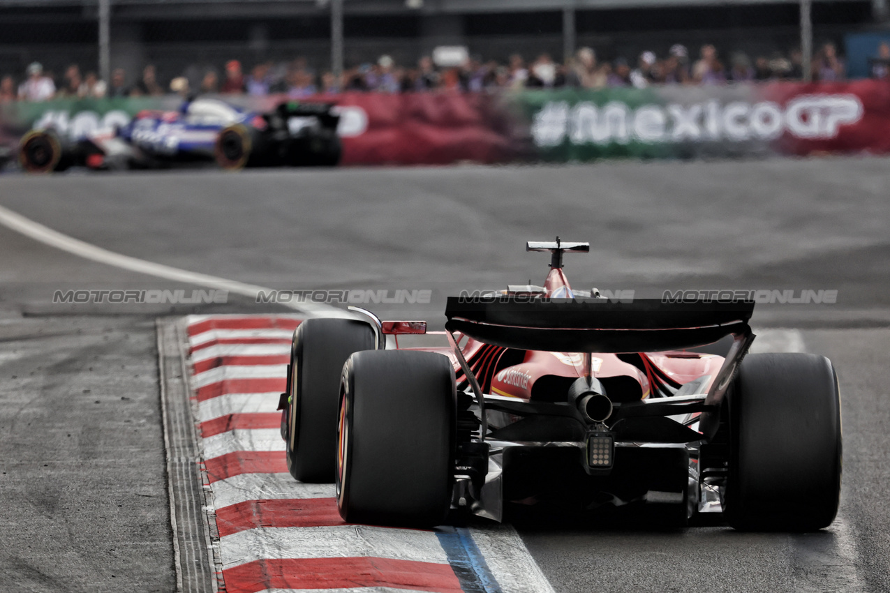 GP MESSICO, Charles Leclerc (MON) Ferrari SF-24.

27.10.2024. Formula 1 World Championship, Rd 20, Mexican Grand Prix, Mexico City, Mexico, Gara Day.

- www.xpbimages.com, EMail: requests@xpbimages.com © Copyright: Bearne / XPB Images