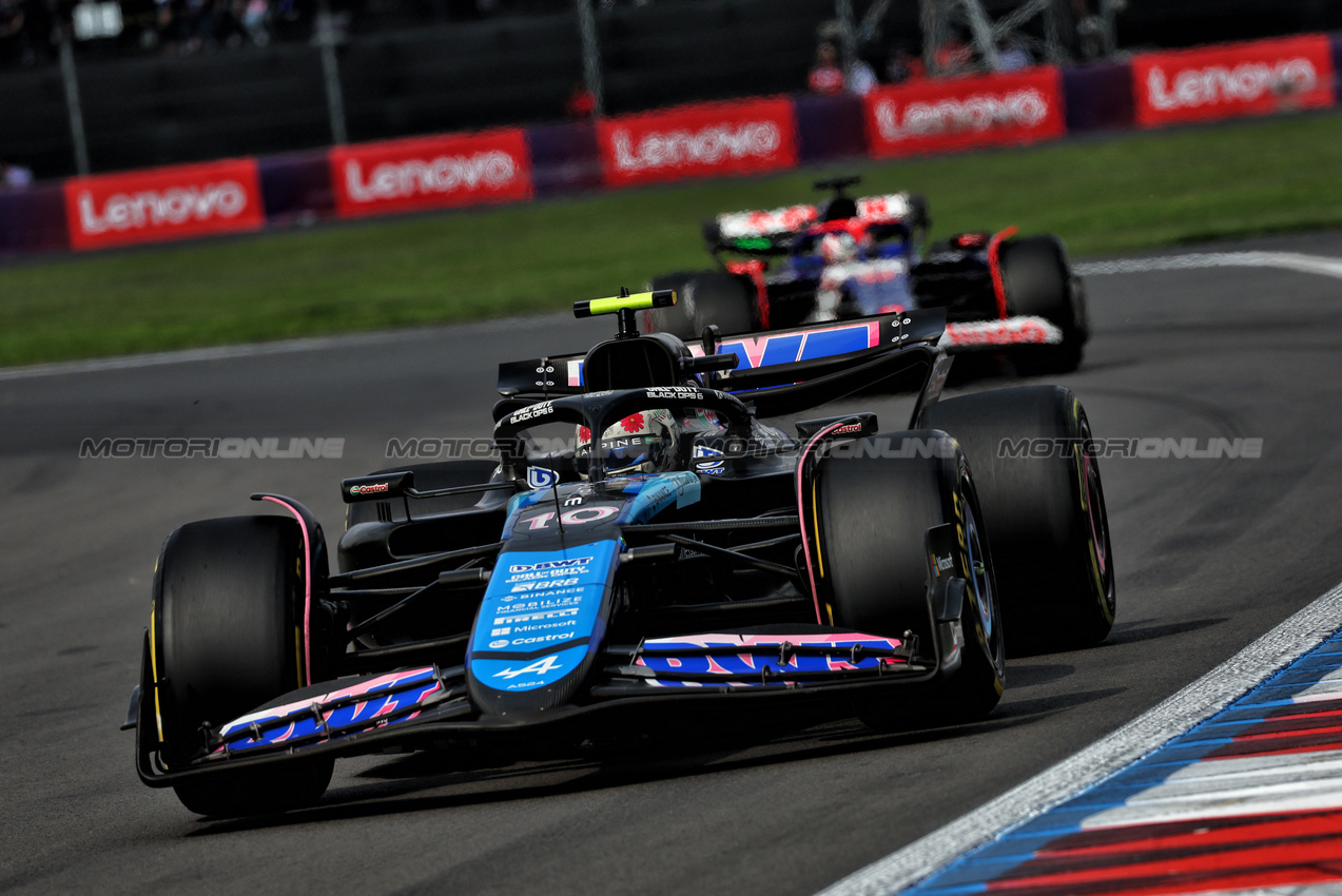 GP MESSICO, Pierre Gasly (FRA) Alpine F1 Team A524.

27.10.2024. Formula 1 World Championship, Rd 20, Mexican Grand Prix, Mexico City, Mexico, Gara Day.

 - www.xpbimages.com, EMail: requests@xpbimages.com © Copyright: Coates / XPB Images