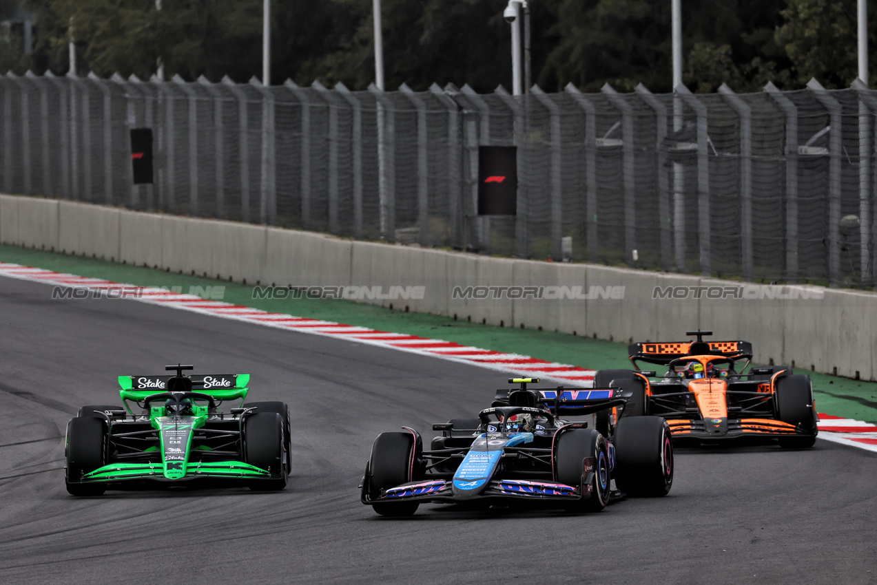 GP MESSICO, Pierre Gasly (FRA) Alpine F1 Team A524.

27.10.2024. Formula 1 World Championship, Rd 20, Mexican Grand Prix, Mexico City, Mexico, Gara Day.

 - www.xpbimages.com, EMail: requests@xpbimages.com © Copyright: Coates / XPB Images