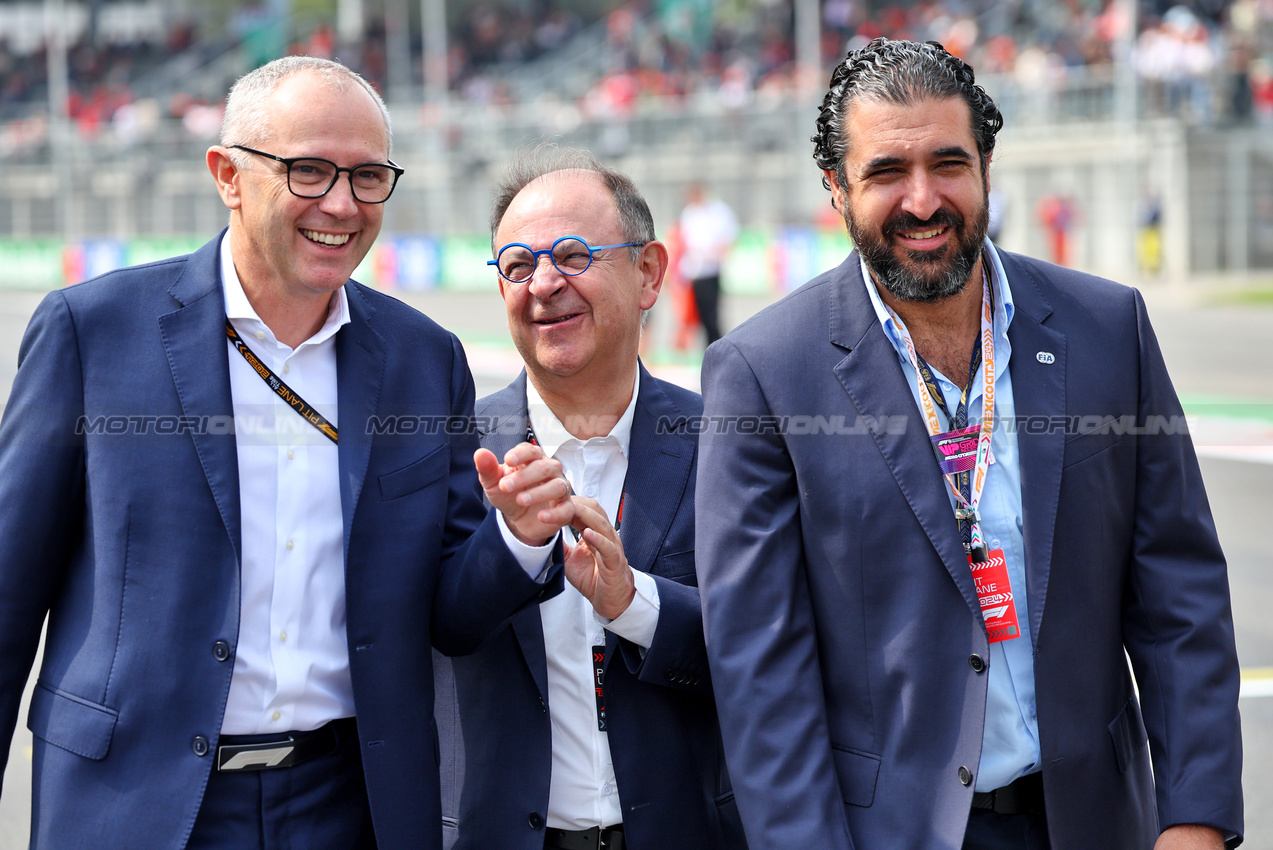 GP MESSICO, Stefano Domenicali (ITA) Formula One President e CEO on the grid.

27.10.2024. Formula 1 World Championship, Rd 20, Mexican Grand Prix, Mexico City, Mexico, Gara Day.

- www.xpbimages.com, EMail: requests@xpbimages.com © Copyright: Batchelor / XPB Images