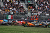 GP MESSICO, Max Verstappen (NLD) Red Bull Racing RB20 e Lando Norris (GBR) McLaren MCL38 battle for position, behind Carlos Sainz Jr (ESP) Ferrari SF-24.

27.10.2024. Formula 1 World Championship, Rd 20, Mexican Grand Prix, Mexico City, Mexico, Gara Day.

- www.xpbimages.com, EMail: requests@xpbimages.com © Copyright: Moy / XPB Images