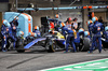 GP MESSICO, Franco Colapinto (ARG) Williams Racing FW46 makes a pit stop.

27.10.2024. Formula 1 World Championship, Rd 20, Mexican Grand Prix, Mexico City, Mexico, Gara Day.

- www.xpbimages.com, EMail: requests@xpbimages.com © Copyright: Batchelor / XPB Images