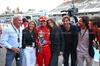 GP MESSICO, Carlos Sainz Jr (ESP) Ferrari celebrates with his father Carlos Sainz (ESP); his mother Reyes Vázquez de Castro (ESP); girlfriend Rebecca Donaldson (GBR); e friends.

27.10.2024. Formula 1 World Championship, Rd 20, Mexican Grand Prix, Mexico City, Mexico, Gara Day.

 - www.xpbimages.com, EMail: requests@xpbimages.com © Copyright: Coates / XPB Images