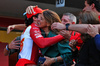 GP MESSICO, Gara winner Carlos Sainz Jr (ESP) Ferrari celebrates with girlfriend Rebecca Donaldson (GBR).

27.10.2024. Formula 1 World Championship, Rd 20, Mexican Grand Prix, Mexico City, Mexico, Gara Day.

 - www.xpbimages.com, EMail: requests@xpbimages.com © Copyright: Coates / XPB Images