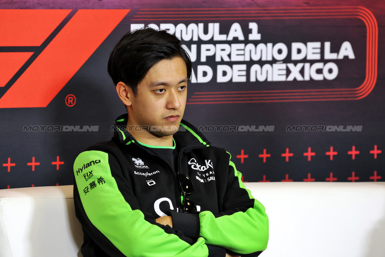 GP MESSICO, Zhou Guanyu (CHN) Sauber in the FIA Press Conference.

24.10.2024. Formula 1 World Championship, Rd 20, Mexican Grand Prix, Mexico City, Mexico, Preparation Day.

- www.xpbimages.com, EMail: requests@xpbimages.com © Copyright: Bearne / XPB Images