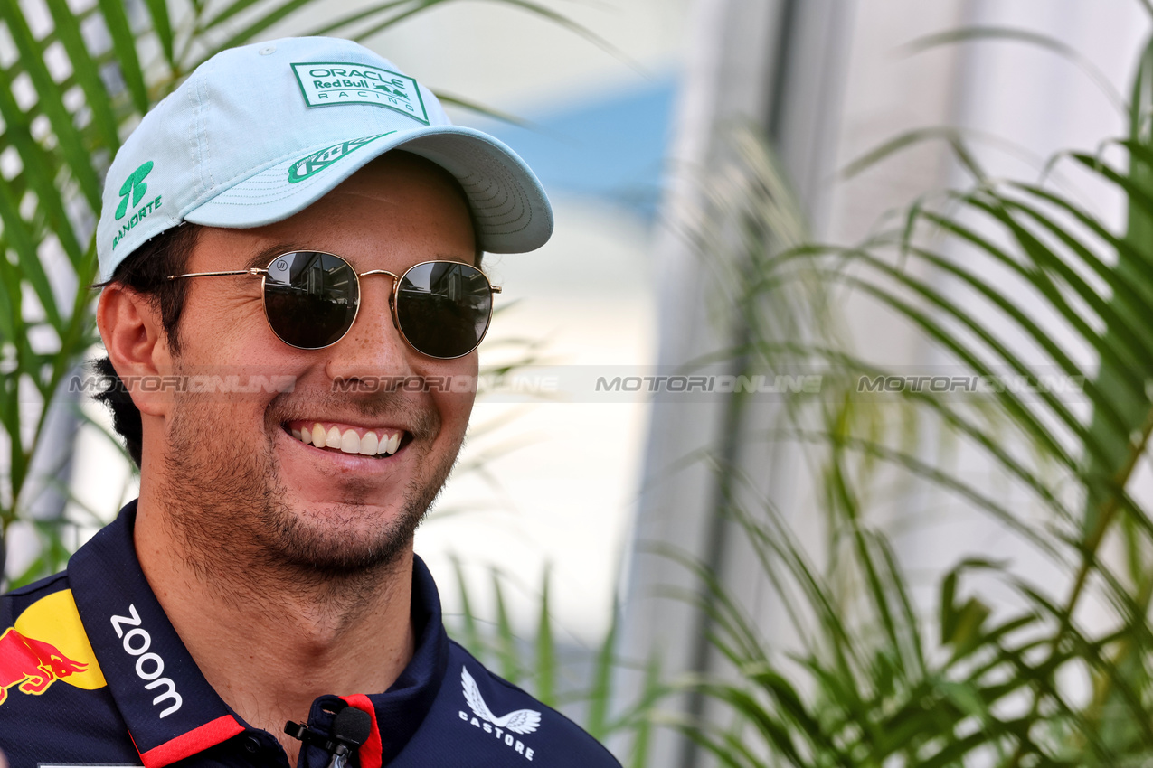 GP MESSICO, Sergio Perez (MEX) Red Bull Racing.

24.10.2024. Formula 1 World Championship, Rd 20, Mexican Grand Prix, Mexico City, Mexico, Preparation Day.

- www.xpbimages.com, EMail: requests@xpbimages.com © Copyright: Moy / XPB Images