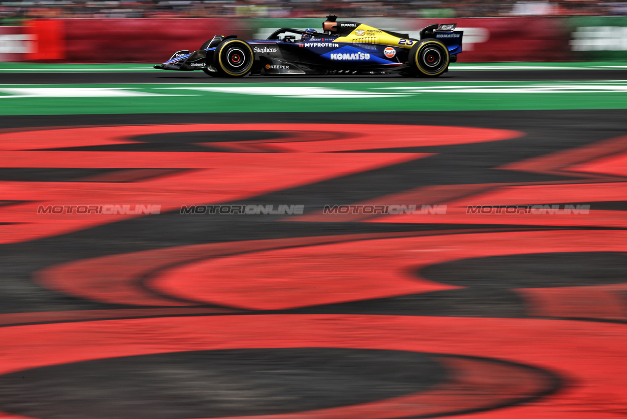 GP MESSICO, Alexander Albon (THA) Williams Racing FW46.

26.10.2024. Formula 1 World Championship, Rd 20, Mexican Grand Prix, Mexico City, Mexico, Qualifiche Day.

- www.xpbimages.com, EMail: requests@xpbimages.com © Copyright: Moy / XPB Images