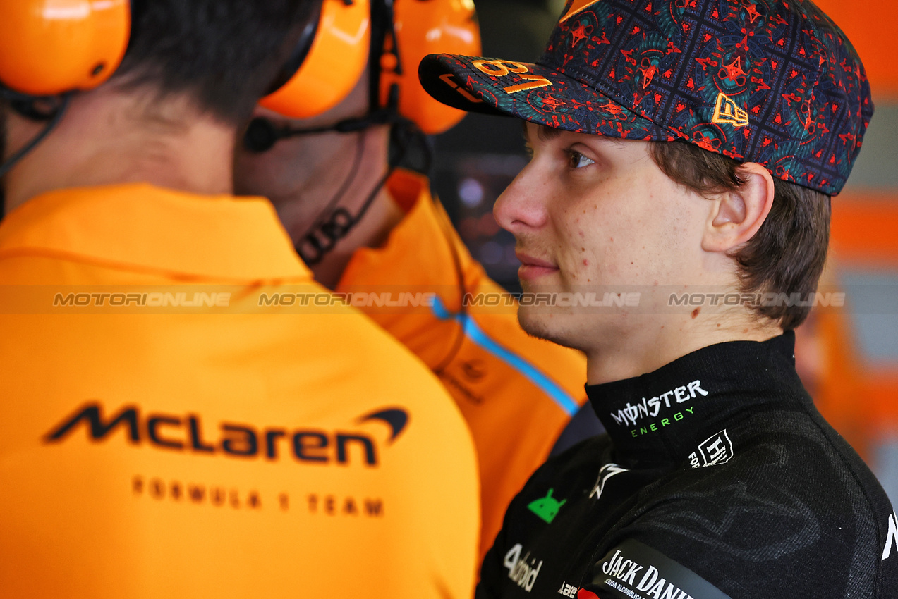 GP MESSICO, Oscar Piastri (AUS) McLaren.

26.10.2024. Formula 1 World Championship, Rd 20, Mexican Grand Prix, Mexico City, Mexico, Qualifiche Day.

- www.xpbimages.com, EMail: requests@xpbimages.com © Copyright: Batchelor / XPB Images