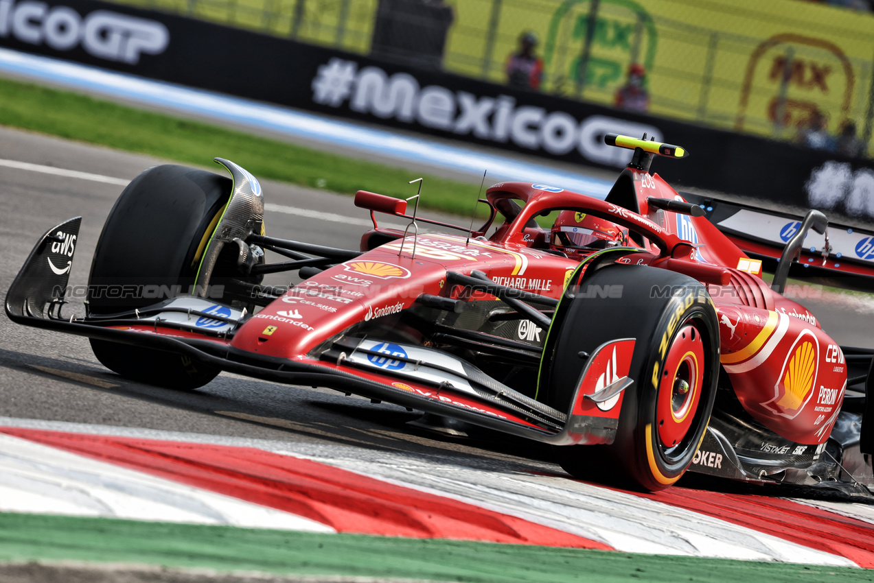 GP MESSICO, Carlos Sainz Jr (ESP) Ferrari SF-24.

26.10.2024. Formula 1 World Championship, Rd 20, Mexican Grand Prix, Mexico City, Mexico, Qualifiche Day.

- www.xpbimages.com, EMail: requests@xpbimages.com © Copyright: Bearne / XPB Images